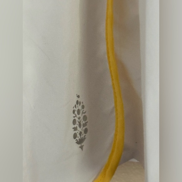 NWT FREE PEOPLE FP Movement Easy Tiger Shorts White w/ Mango Combo Large - Picture 4 of 8